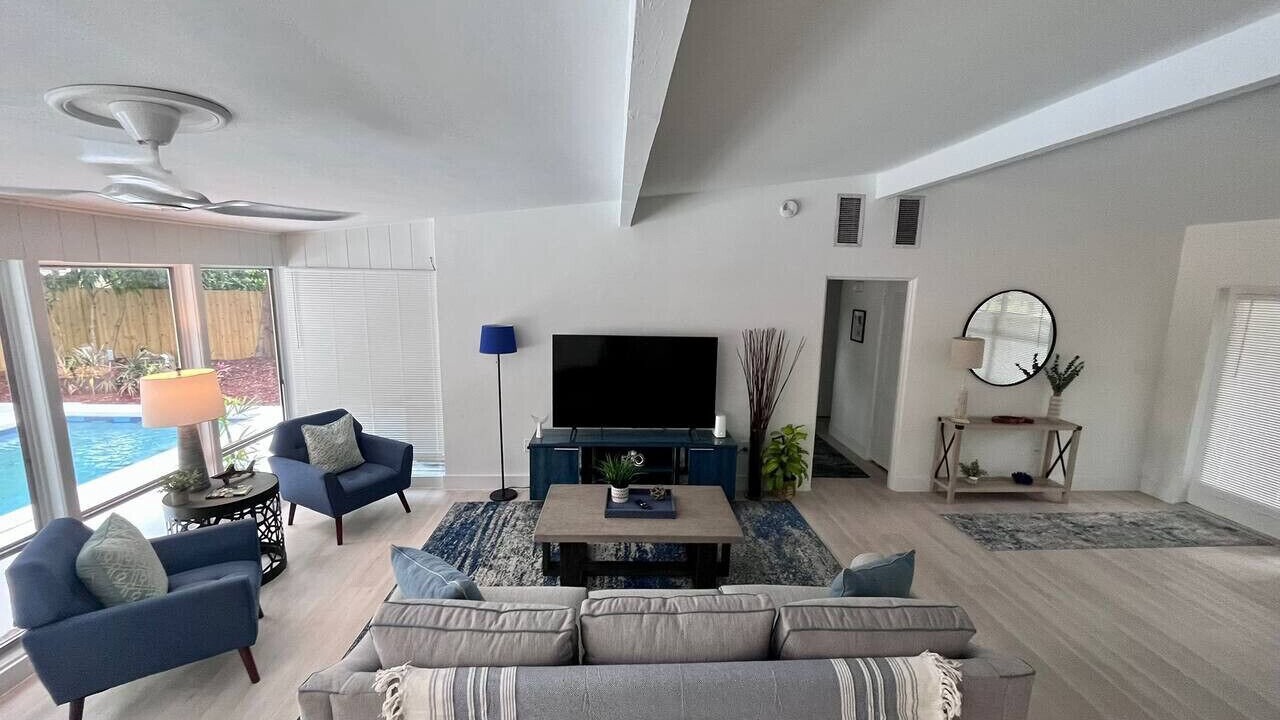 Photo of Livingroom in Lake Underhill