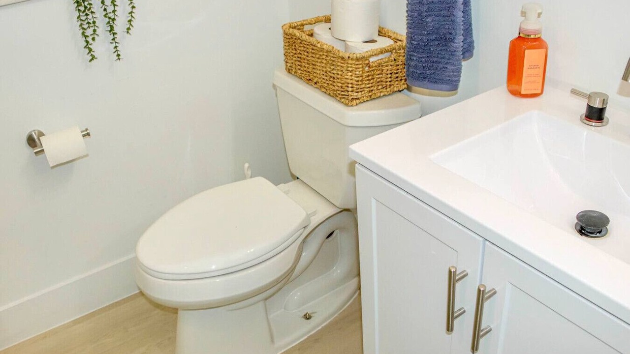 Photo of Bathroom in Lake Underhill