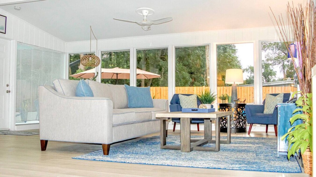 Photo of Livingroom in Lake Underhill