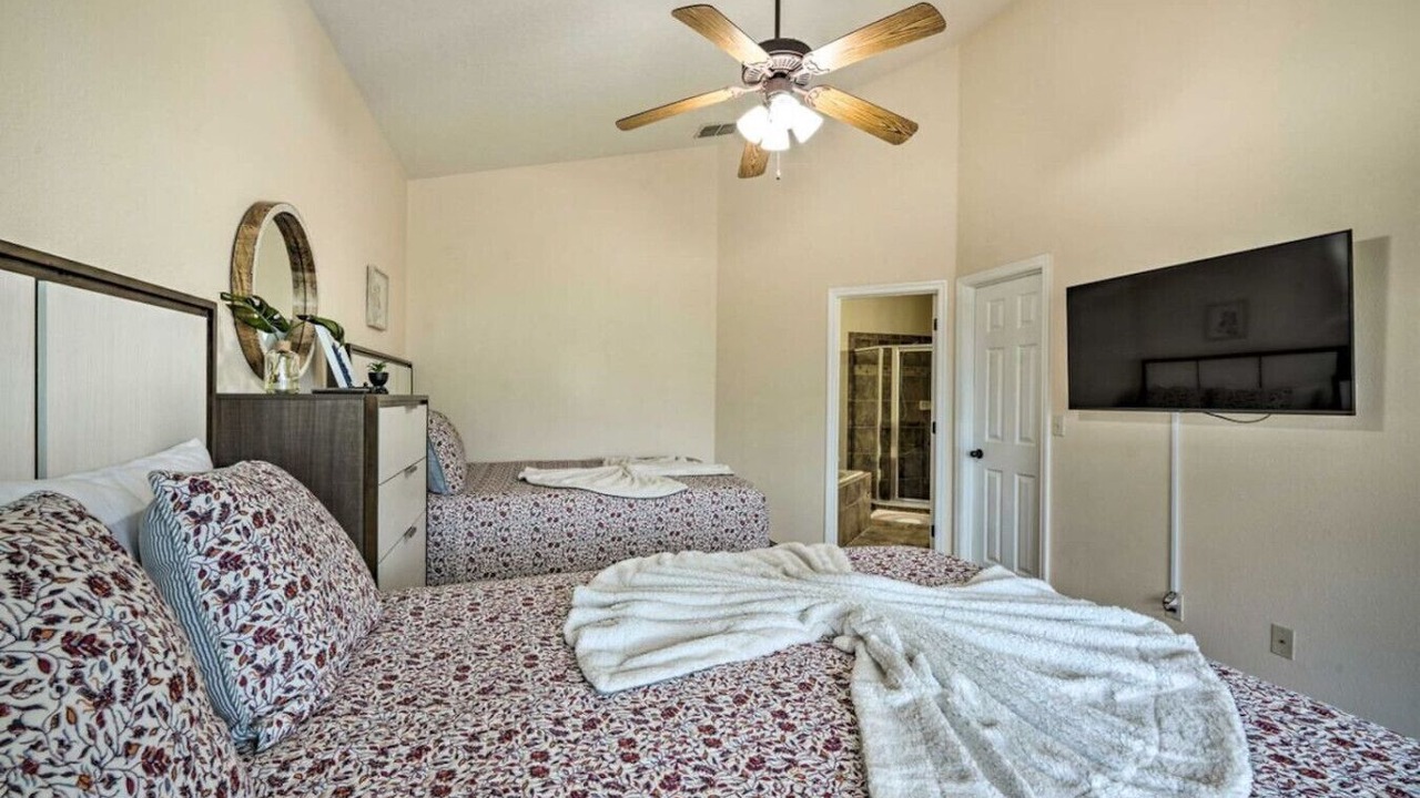 Photo of Others in Bridgeford Crossings