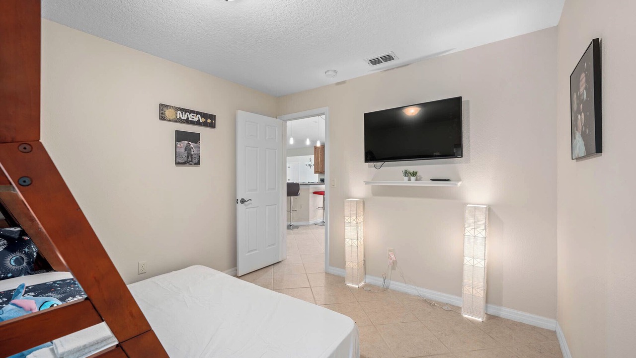 Photo of Bedroom in Lindfields