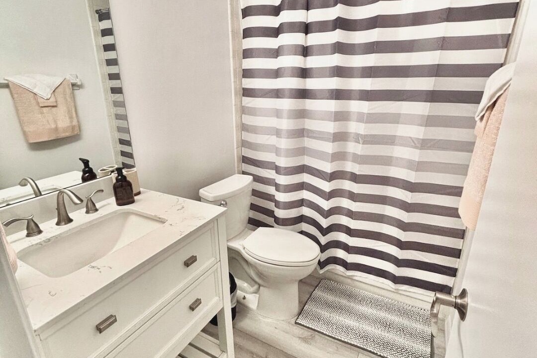 Photo of Bathroom in Pine Castle