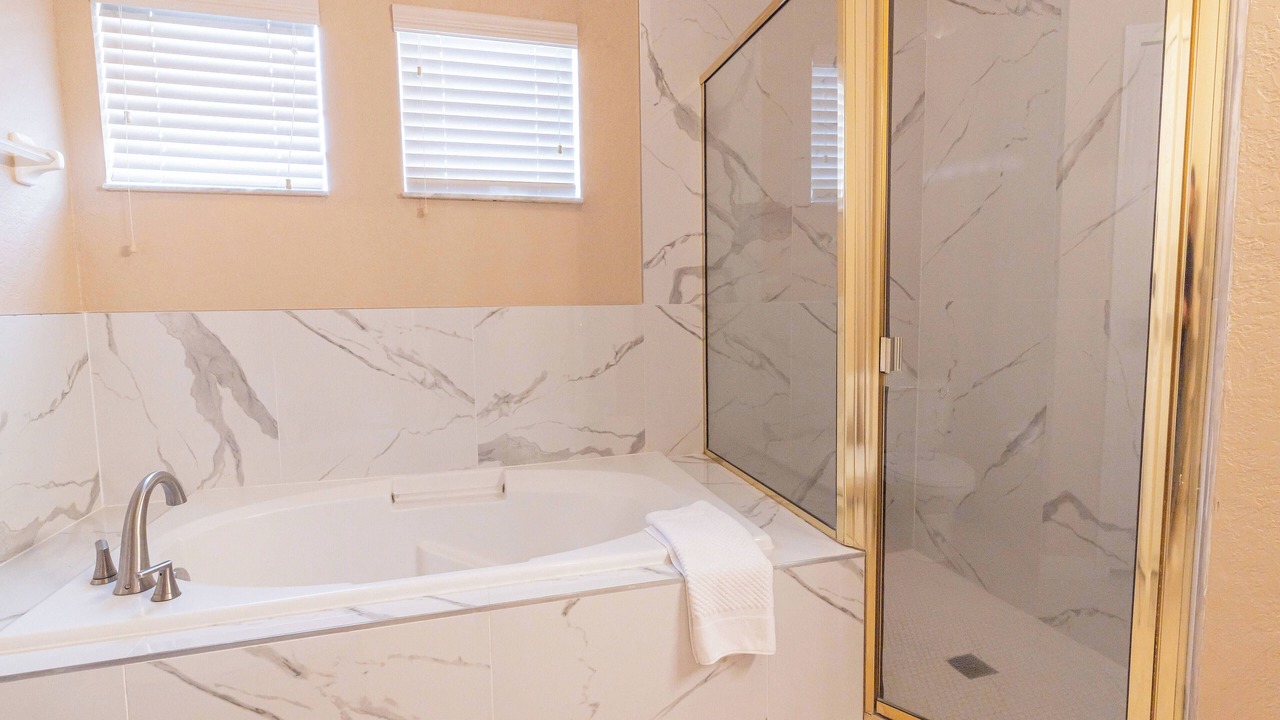 Photo of Bathroom in Bahama Bay