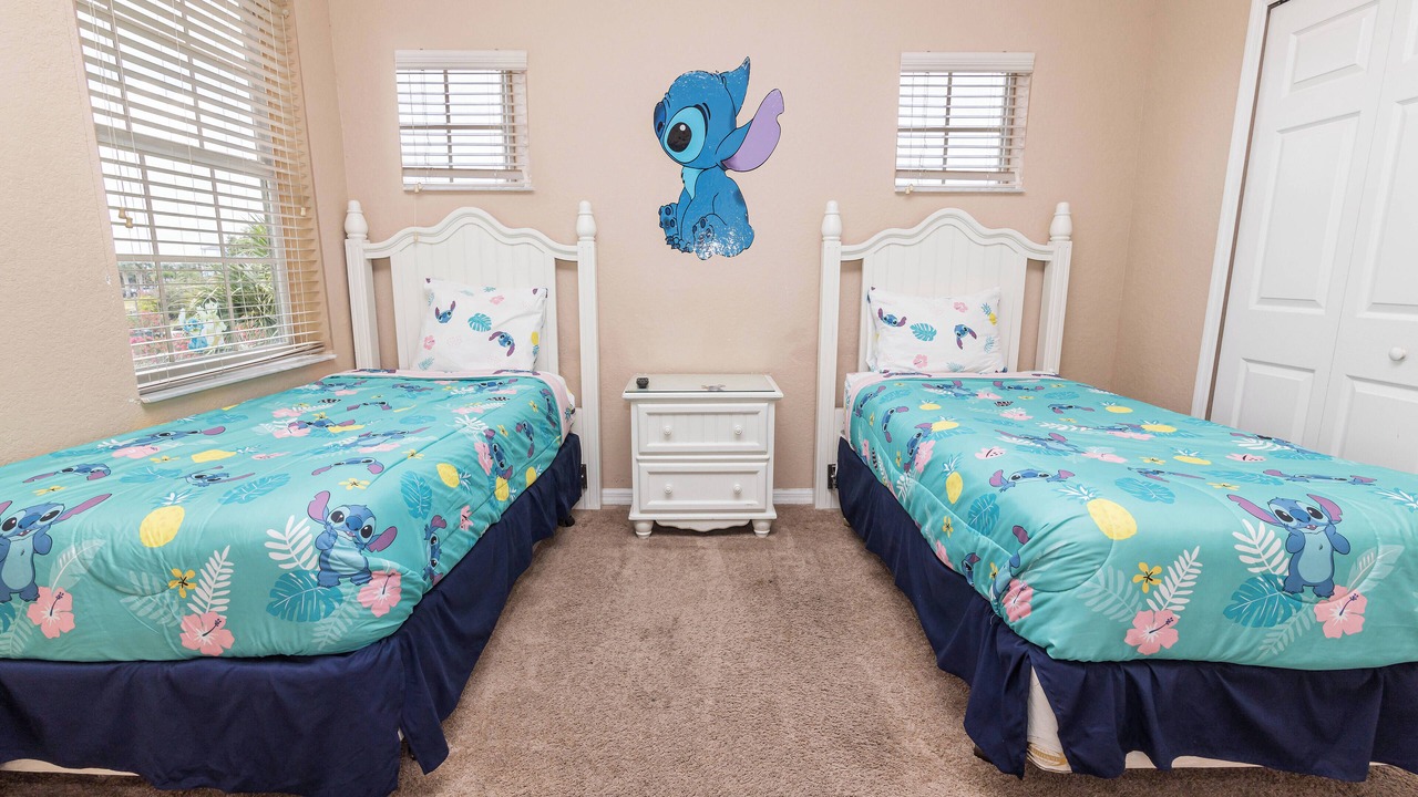 Photo of Bedroom in Bahama Bay