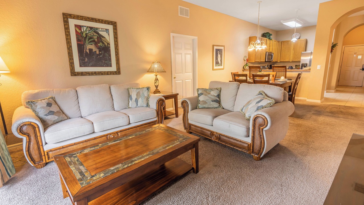 Photo of Livingroom in Bahama Bay