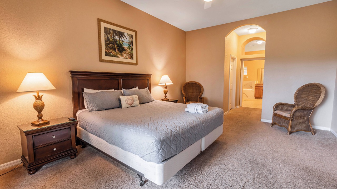Photo of Bedroom in Bahama Bay