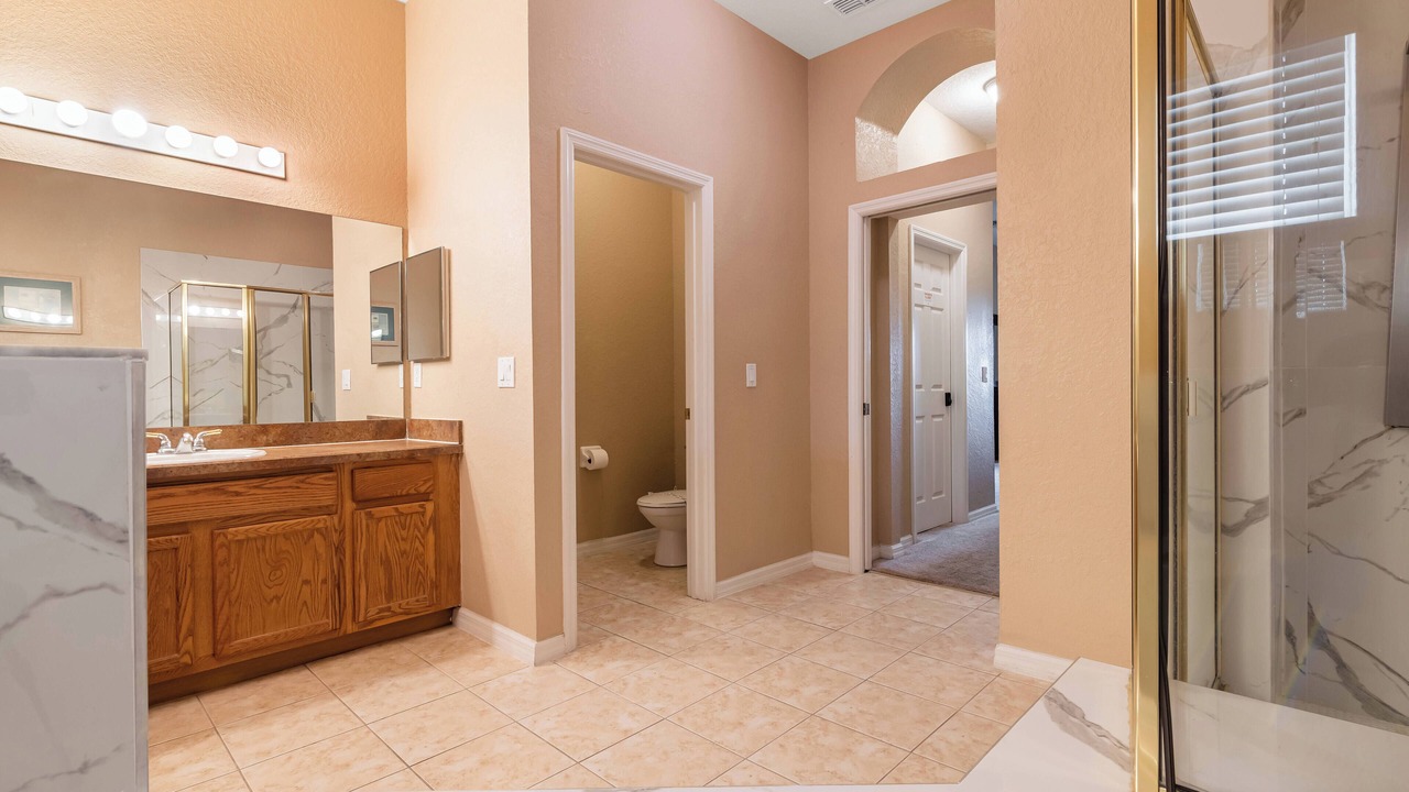 Photo of Bathroom in Bahama Bay