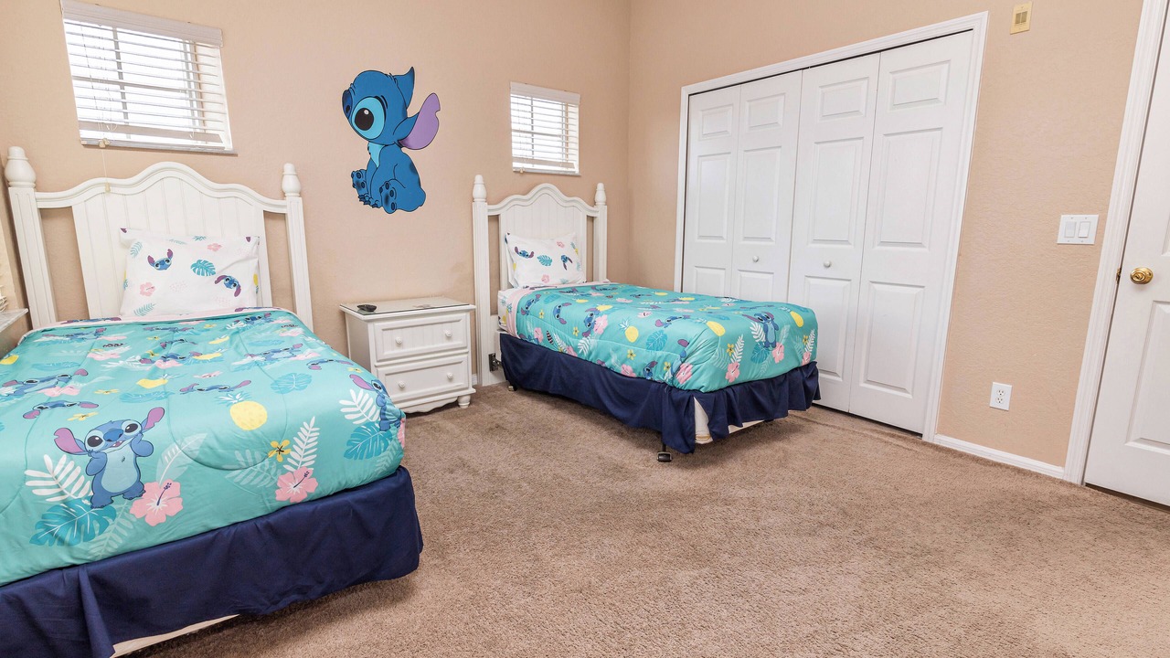 Photo of Bedroom in Bahama Bay