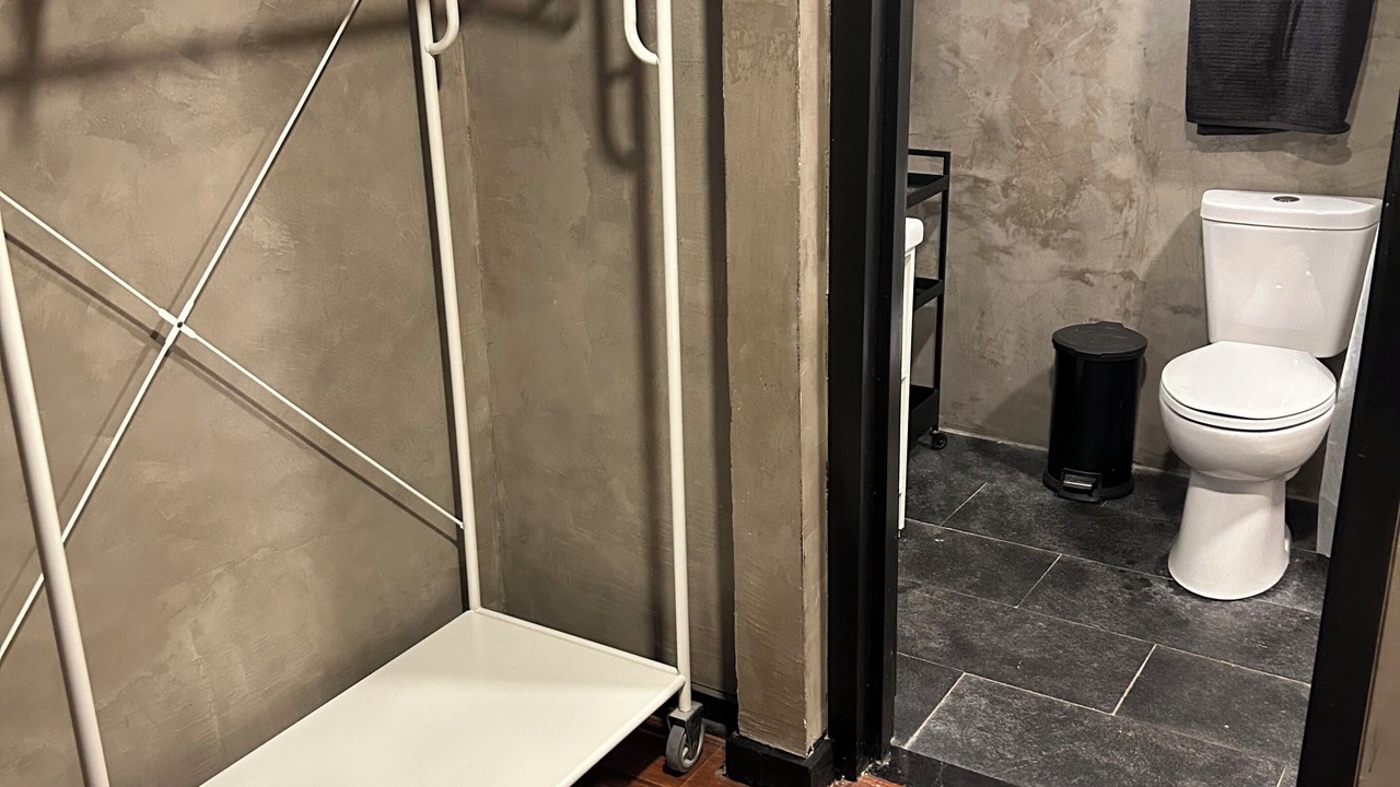 Photo of Bathroom in Kirkman South