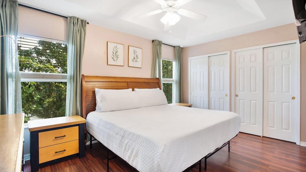 Photo of Bedroom in Crestwynd Bay