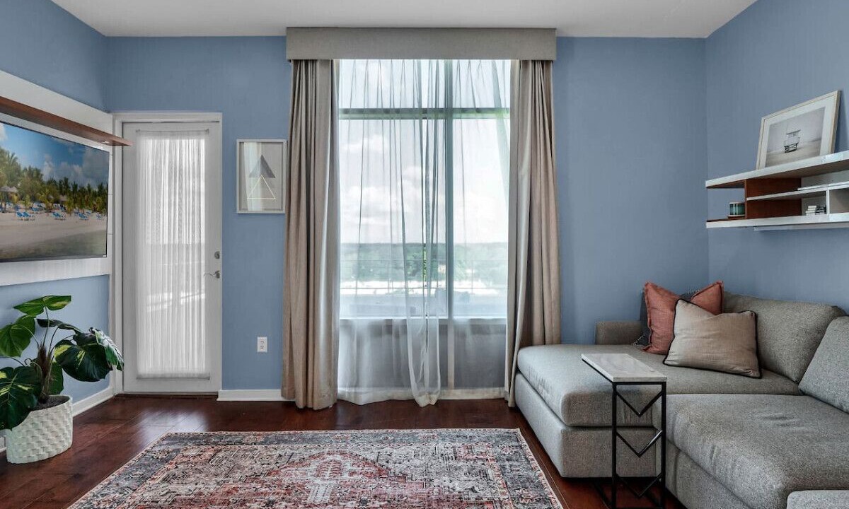 Photo of Livingroom in South Eola