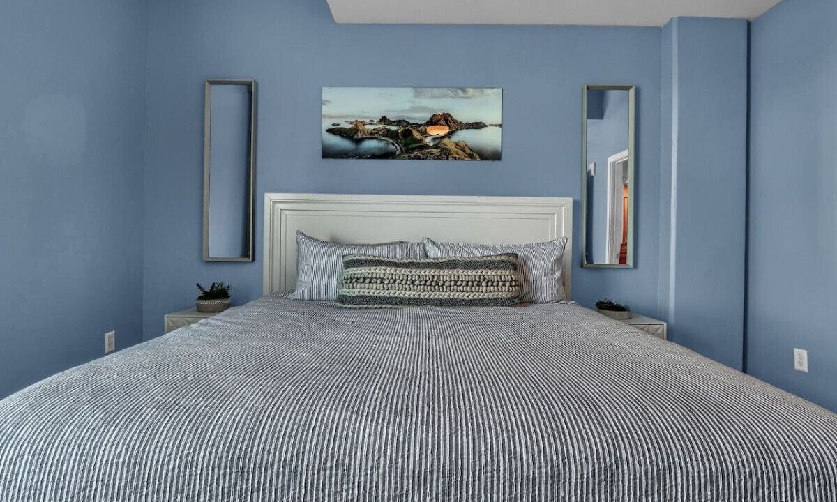 Photo of Bedroom in South Eola