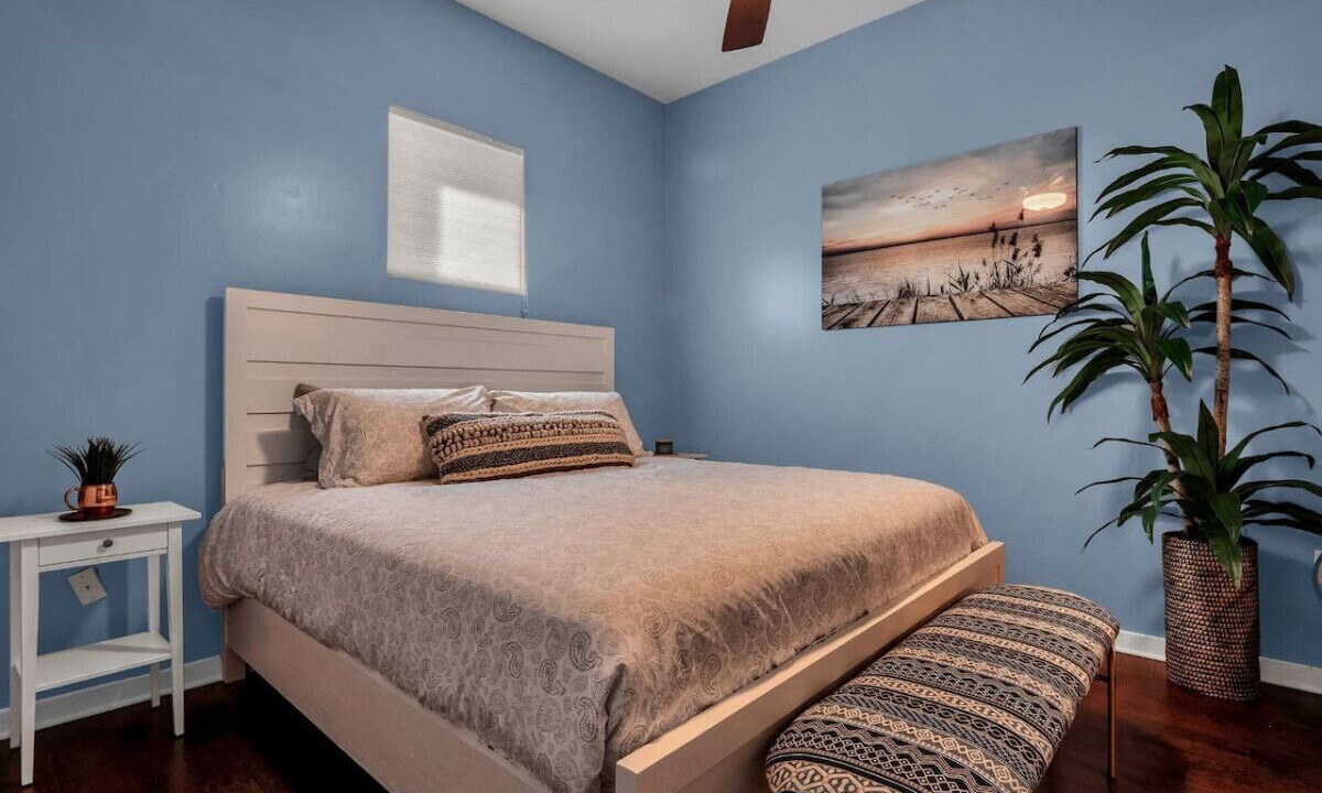 Photo of Bedroom in South Eola
