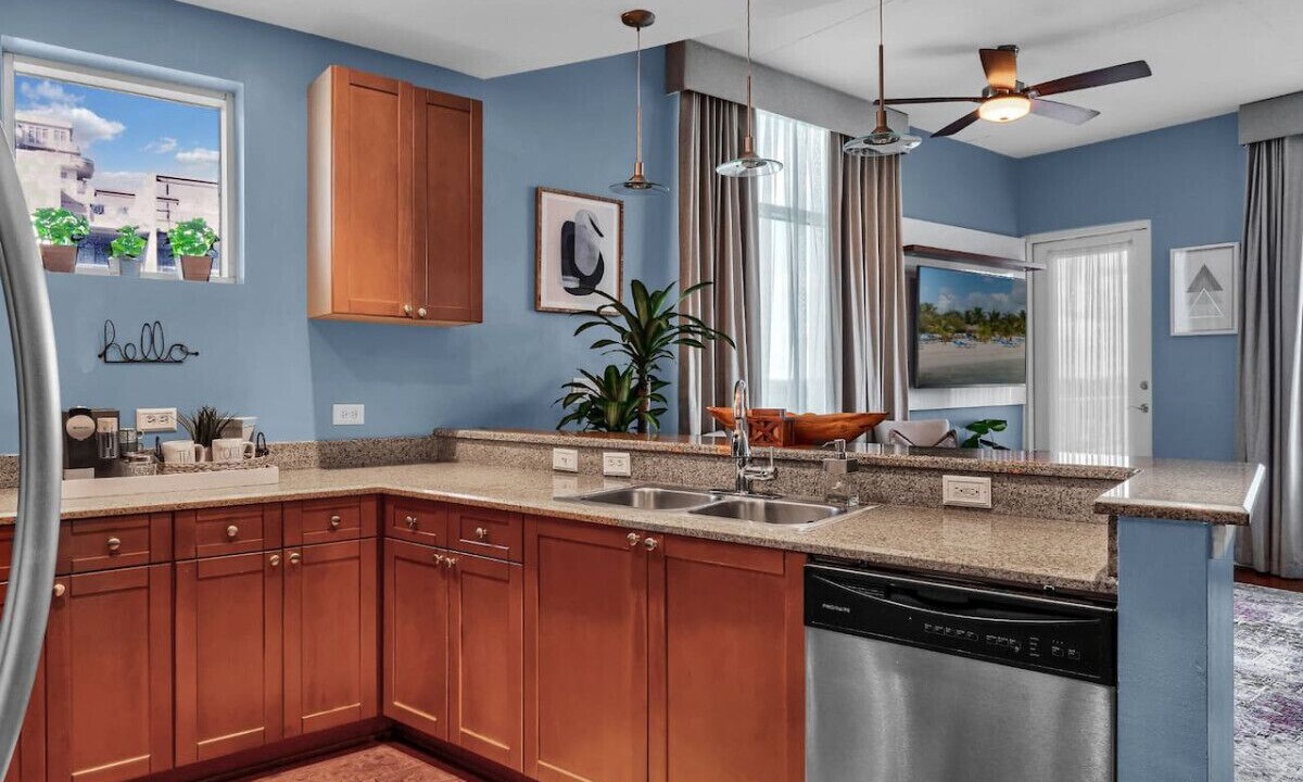 Photo of Kitchen in South Eola