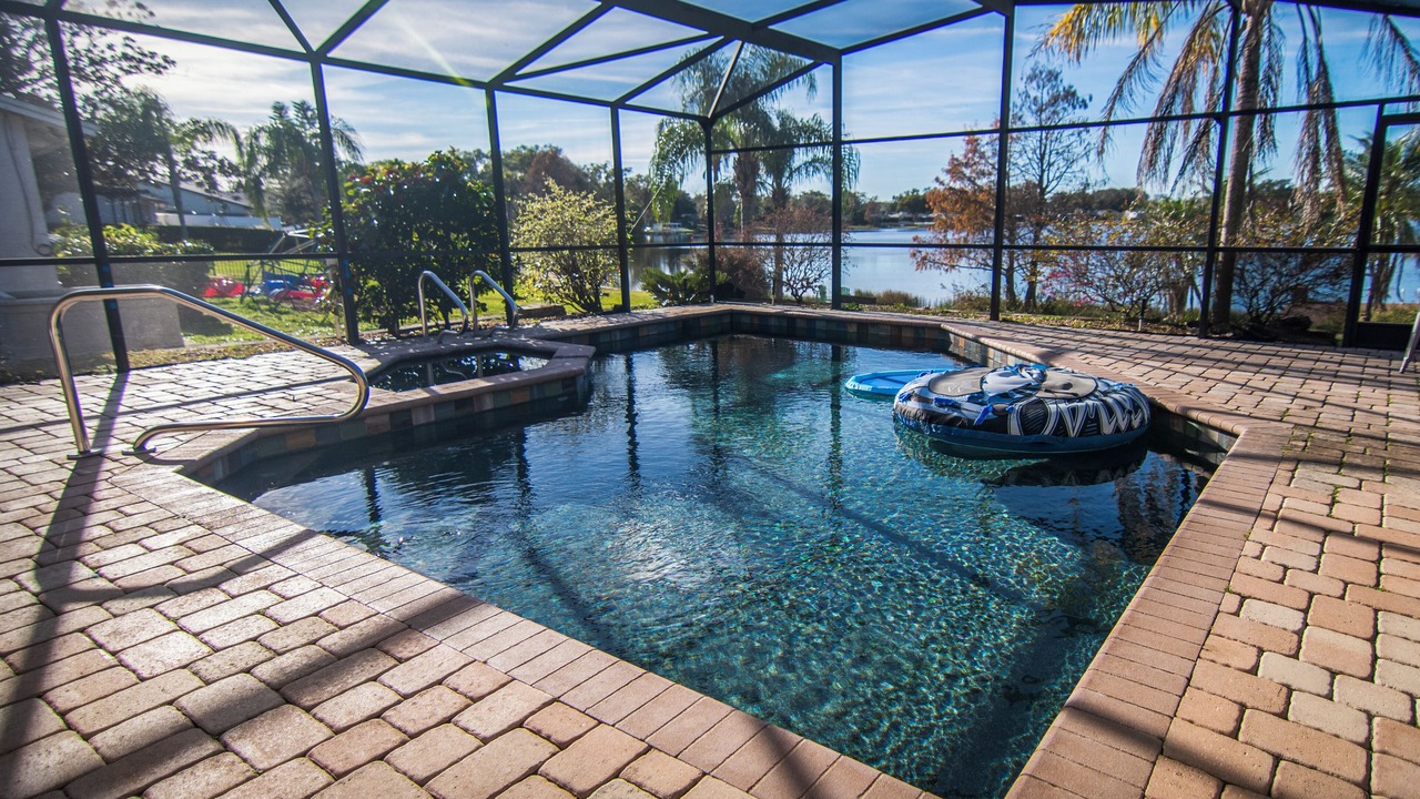 Photo of Outdoor in Dover Shores West