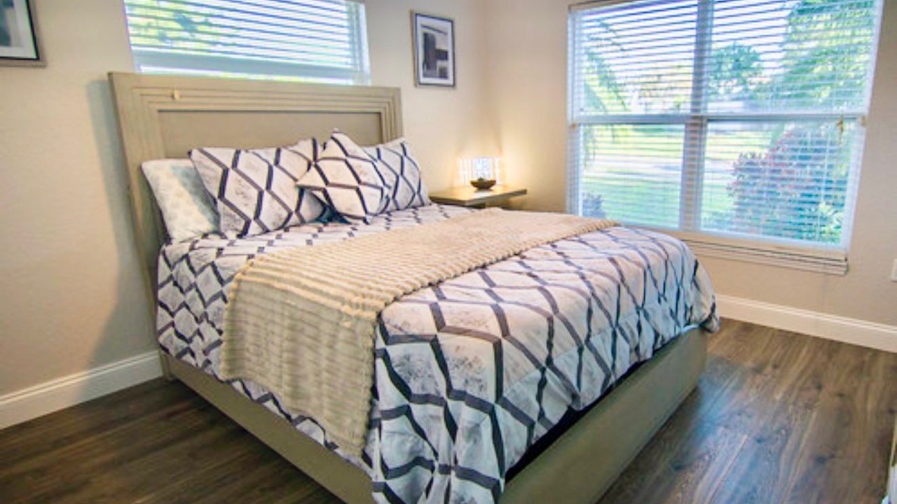 Photo of Bedroom in Dover Shores West