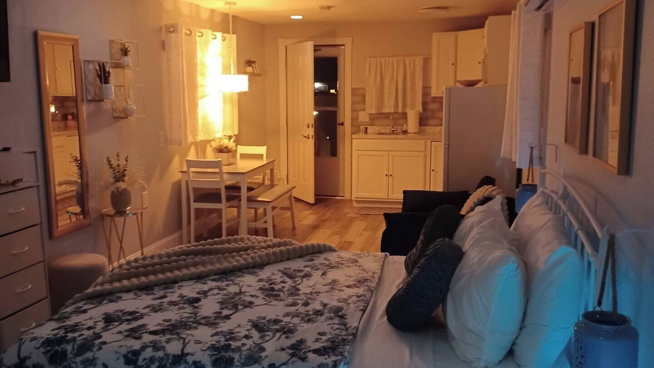 Photo of Bedroom in Buena Ventura Lakes