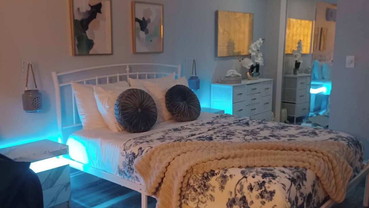 Photo of Bedroom in Buena Ventura Lakes