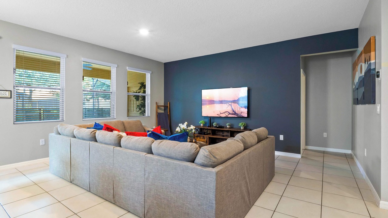 Photo of Livingroom in Loughman