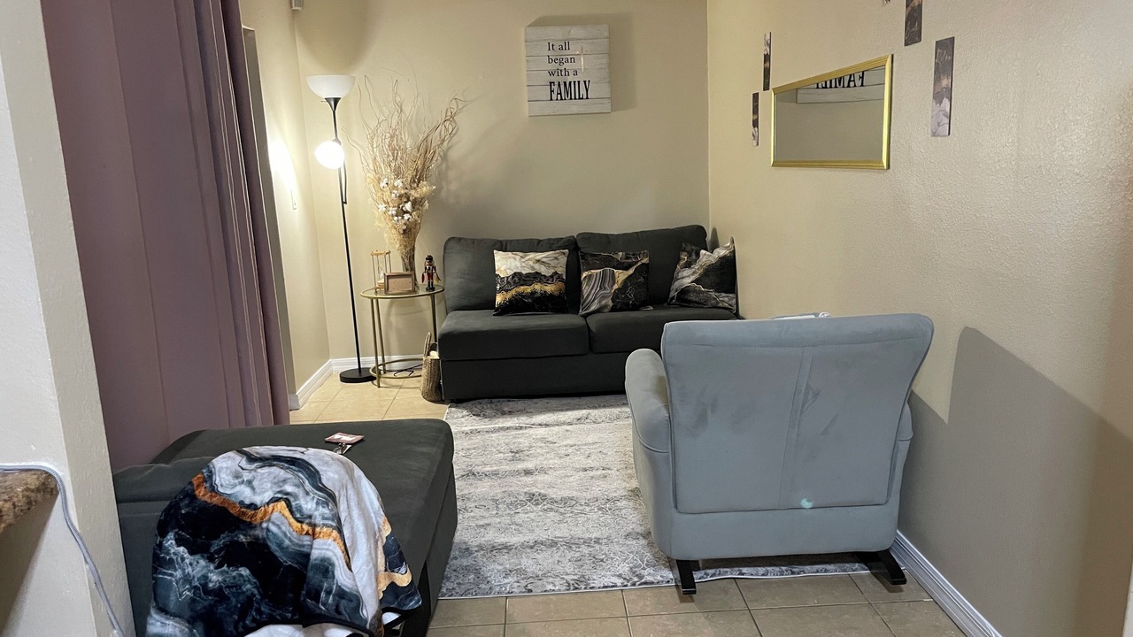 Photo of Livingroom in Southeast Orlando