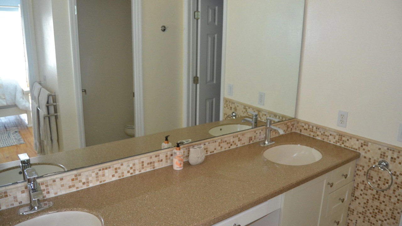 Photo of Bathroom in Eagle Pointe South