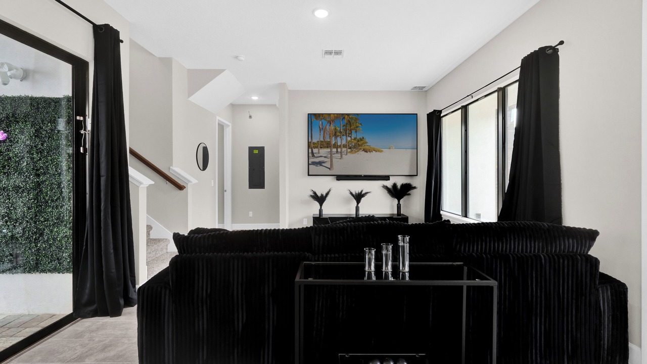 Photo of Livingroom in Loughman