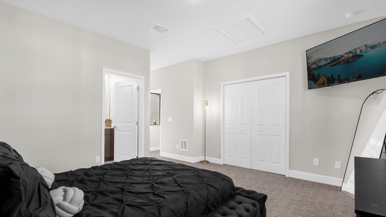 Photo of Bedroom in Loughman