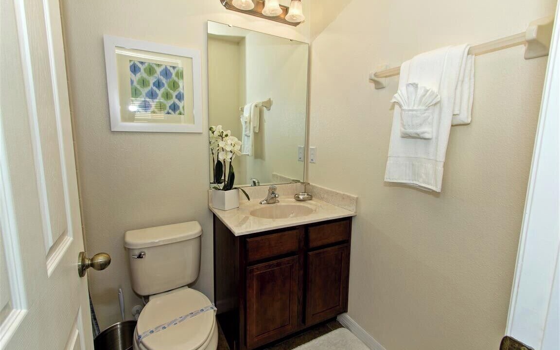 Photo of Bathroom in Watersong