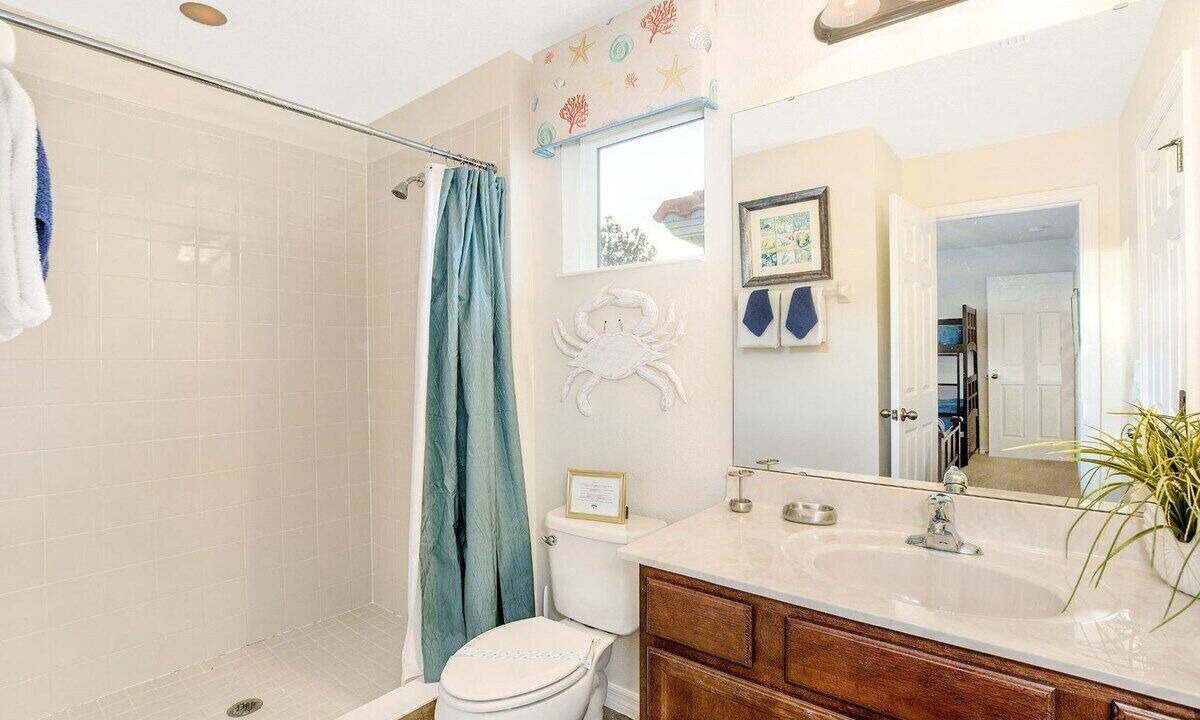 Photo of Bathroom in Watersong