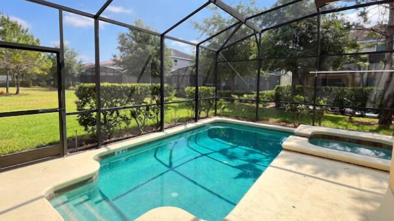 Photo of Outdoor in Loughman
