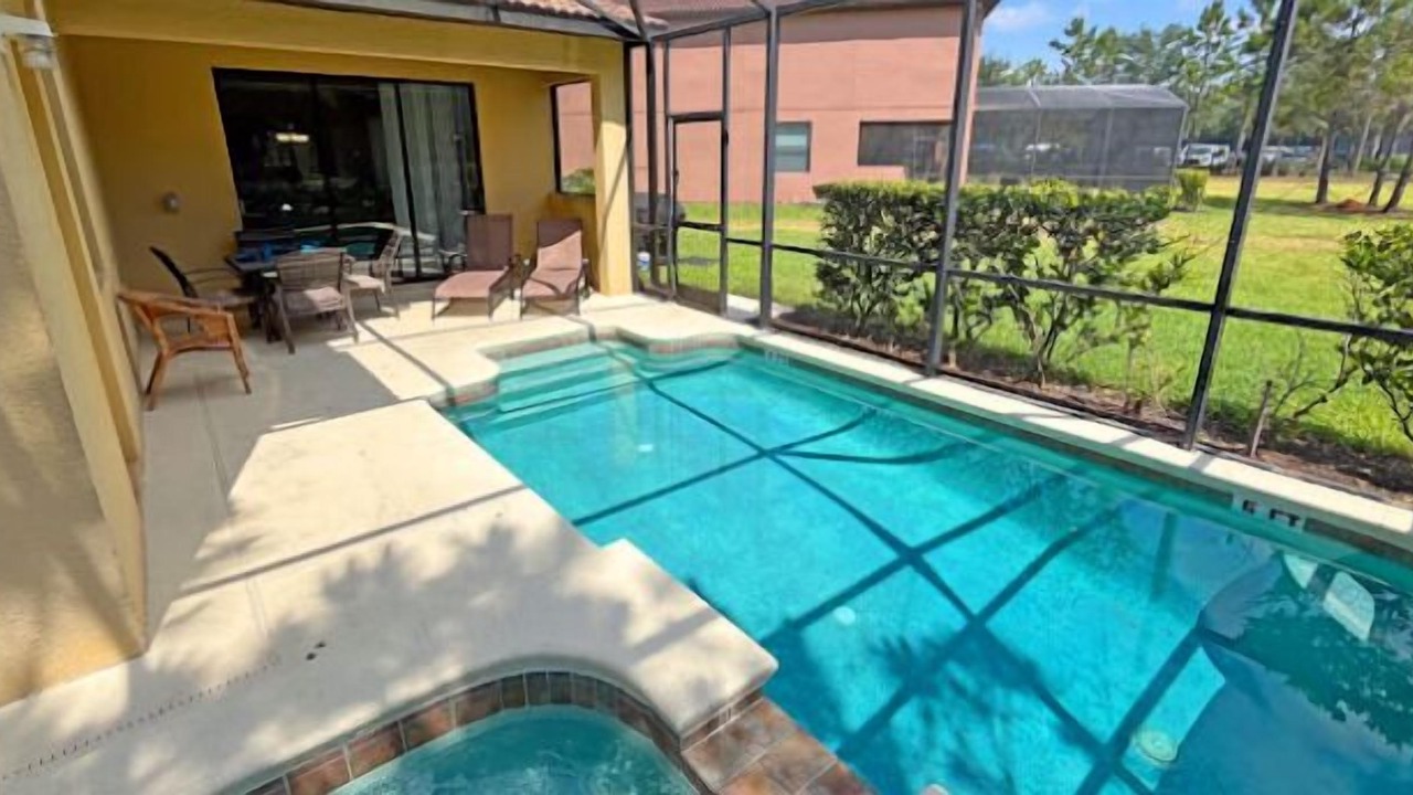 Photo of Outdoor in Loughman
