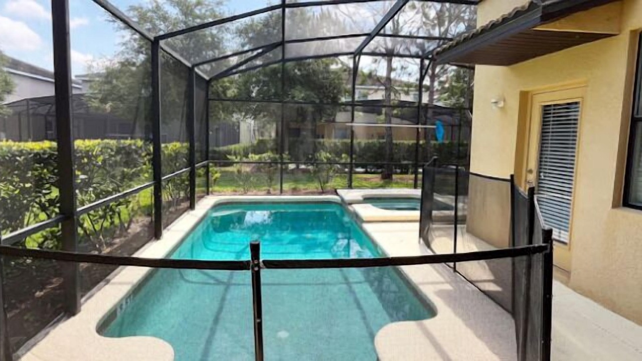 Photo of Outdoor in Loughman