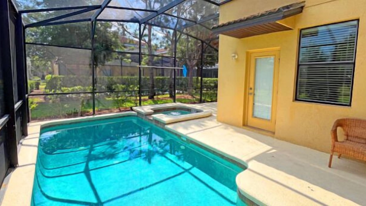 Photo of Outdoor in Loughman
