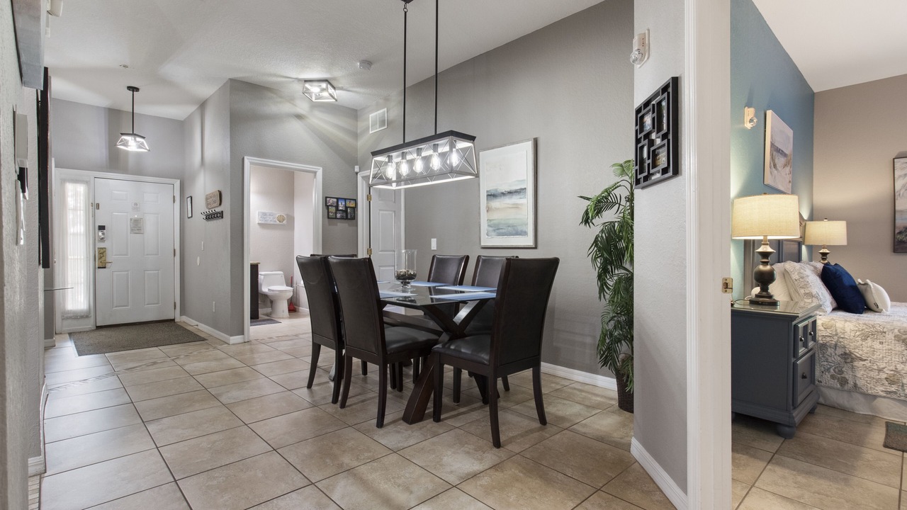 Photo of Livingroom in Bahama Bay