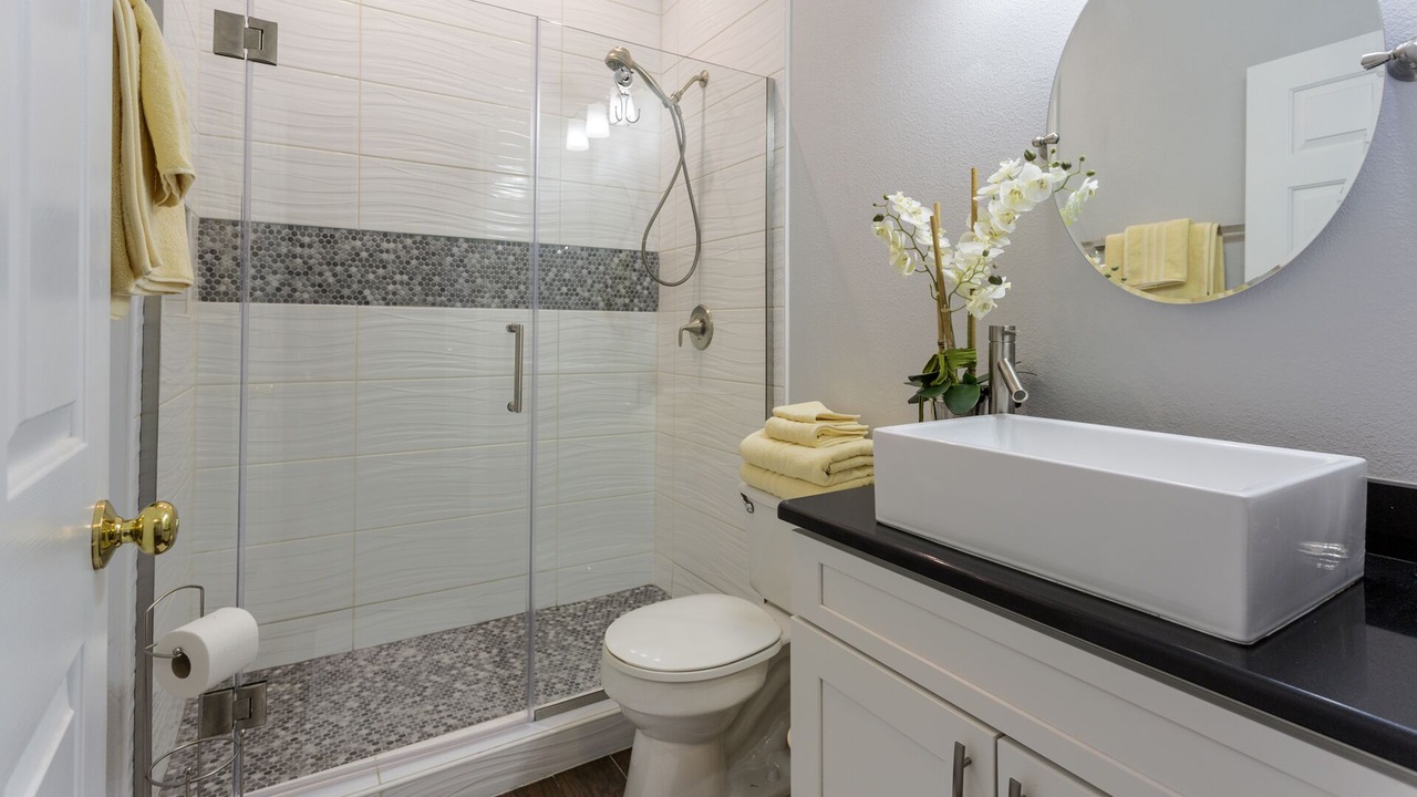 Photo of Bathroom in Esprit