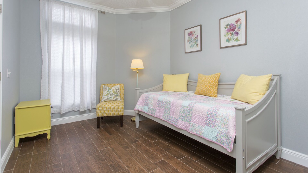 Photo of Bedroom in Esprit