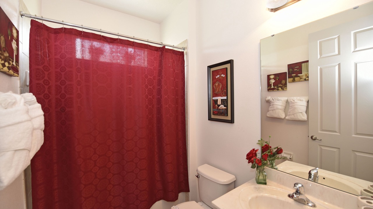 Photo of Bathroom in Watersong