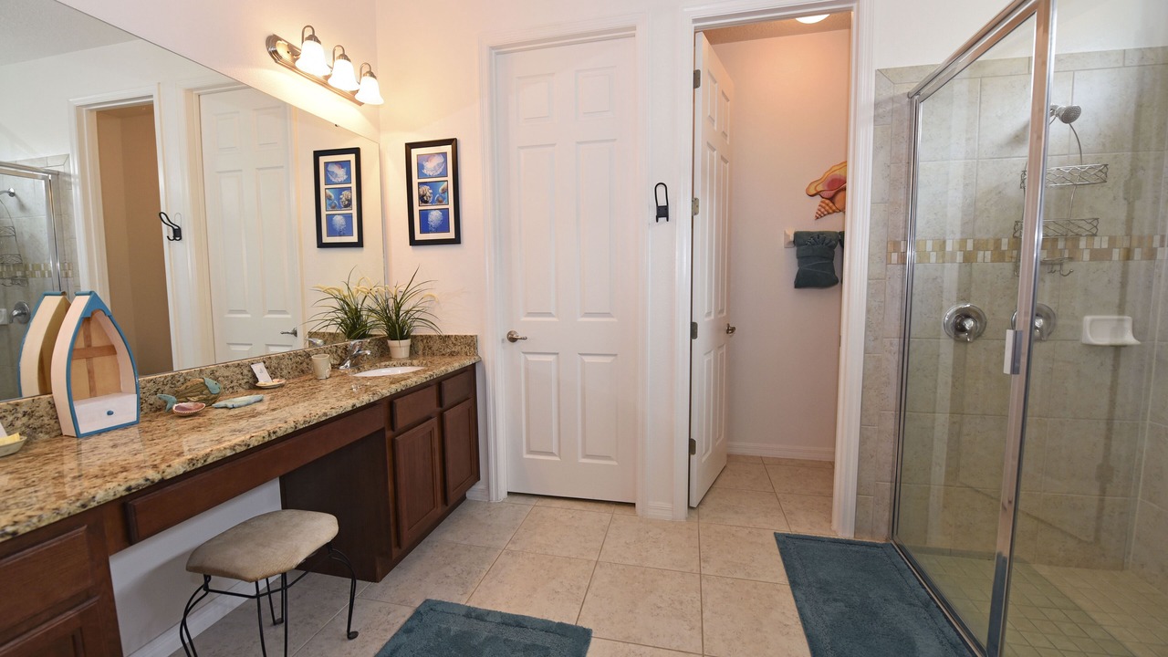 Photo of Bathroom in Watersong
