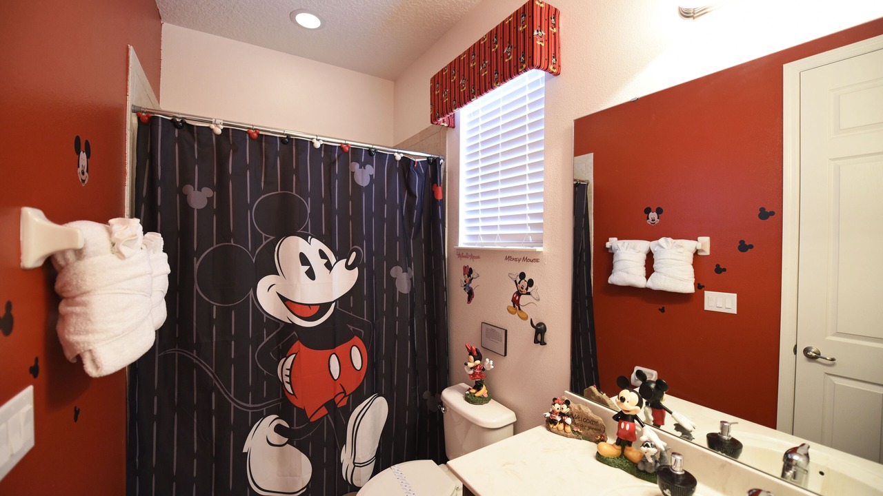 Photo of Bathroom in Watersong