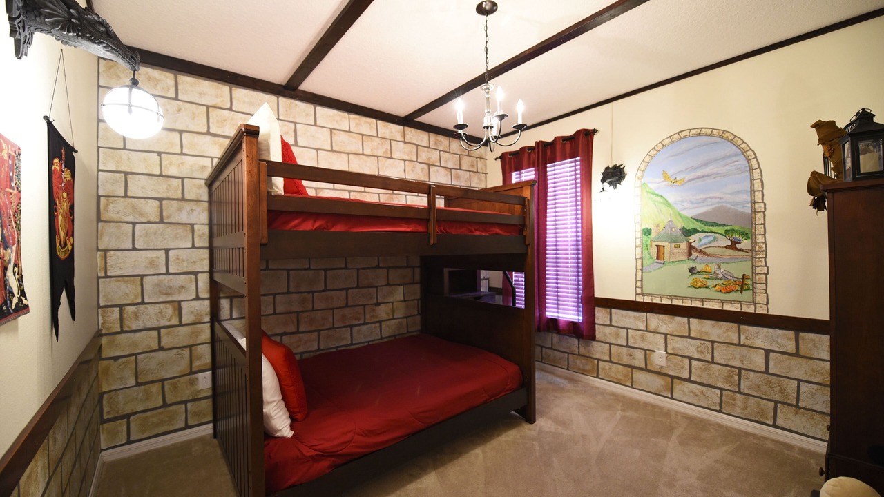 Photo of Bedroom in Watersong