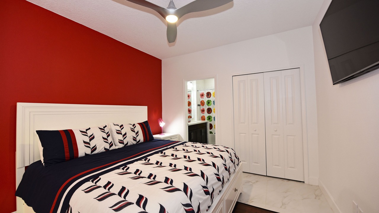 Photo of Bedroom in Sandy Ridge
