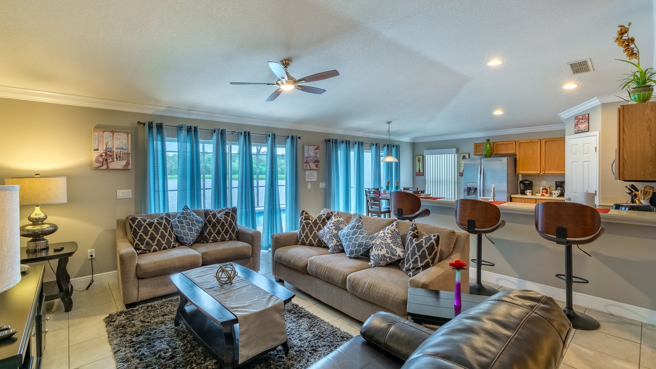 Photo of Livingroom in Buena Ventura Lakes