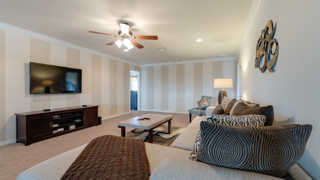Photo of Livingroom in Four Corners