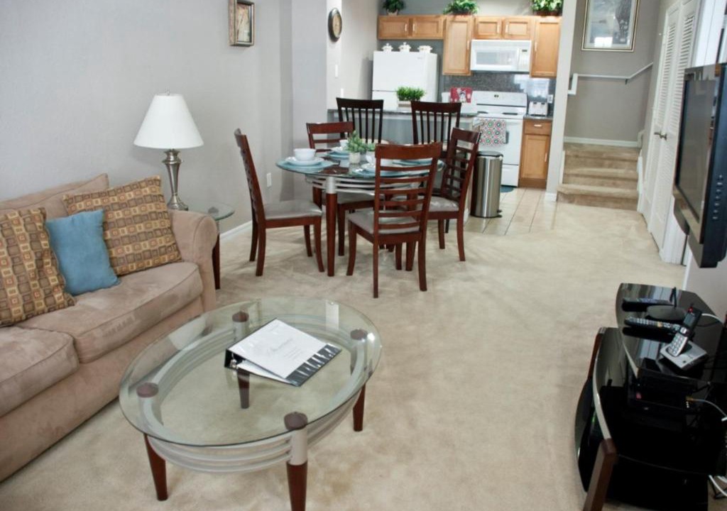Photo of Livingroom in Venetian Bay Villages