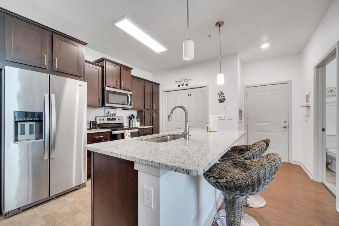 Photo of Kitchen in Florida Center