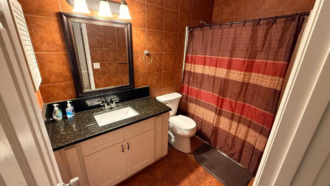 Photo of Bathroom in Englewood Park