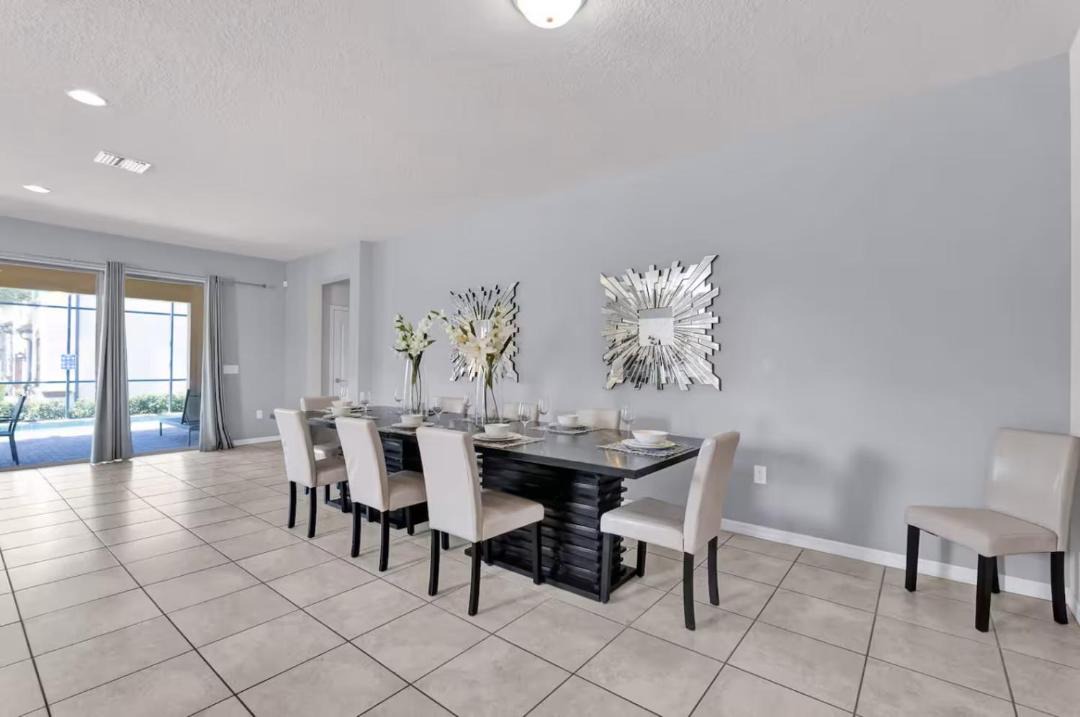 Photo of Others in Four Corners