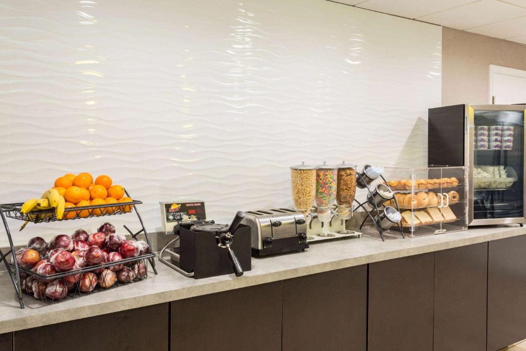 Photo of Kitchen in Florida Center