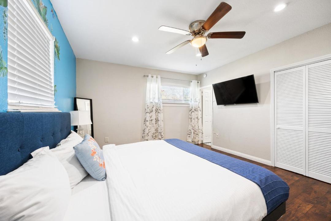 Photo of Bedroom in Englewood Park