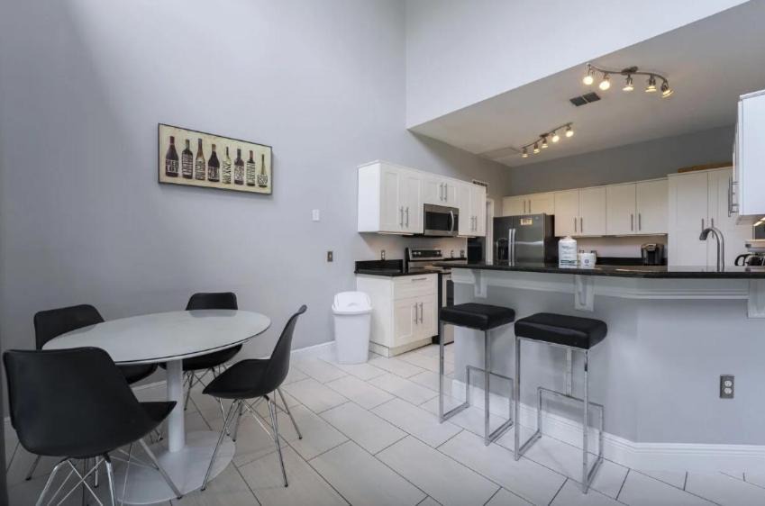 Photo of Kitchen in Crescent Lakes